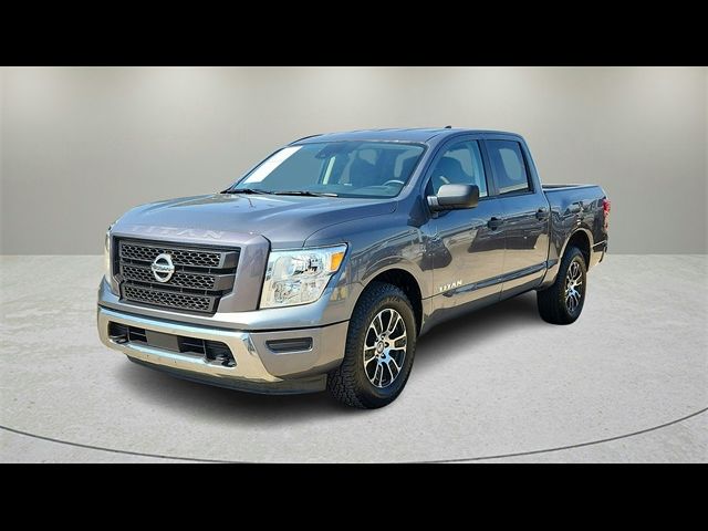 2022 Nissan Titan SV