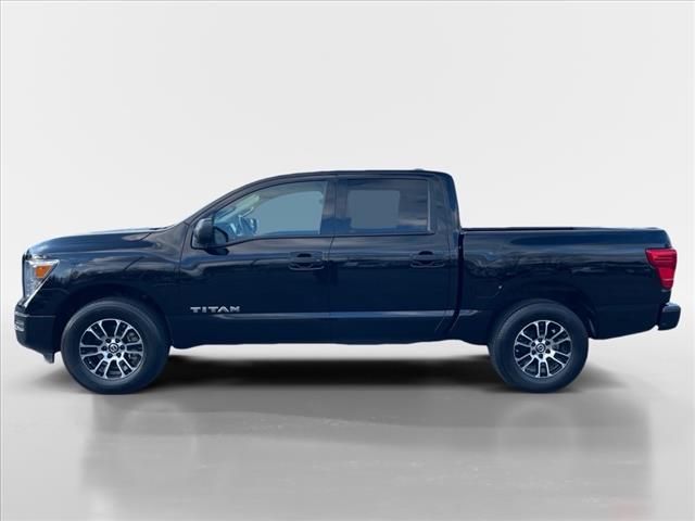 2022 Nissan Titan SV