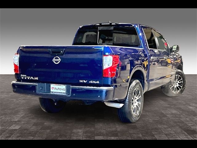 2022 Nissan Titan SV