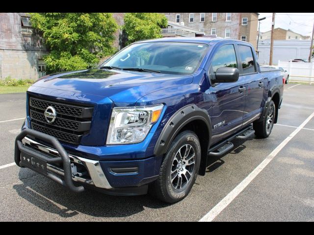 2022 Nissan Titan SV