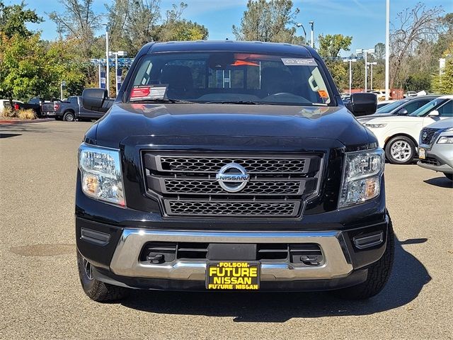 2022 Nissan Titan SV