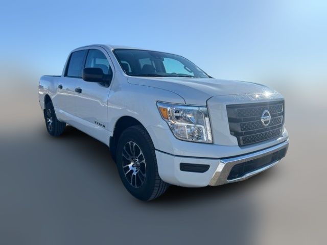 2022 Nissan Titan SV