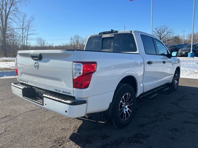 2022 Nissan Titan SV