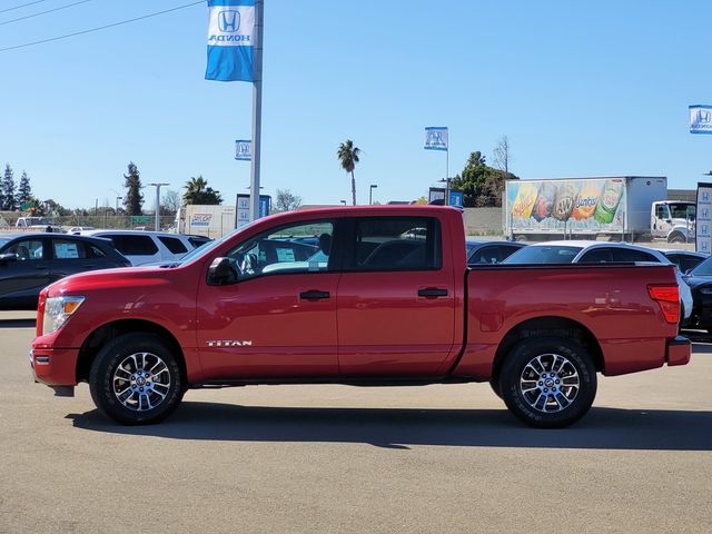 2022 Nissan Titan SV