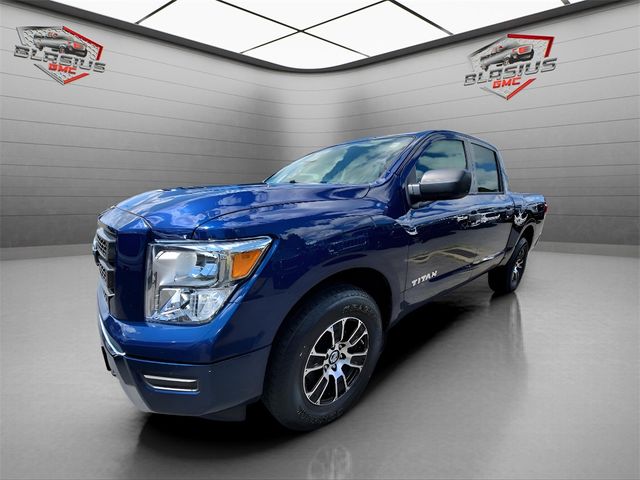 2022 Nissan Titan SV