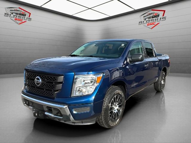 2022 Nissan Titan SV