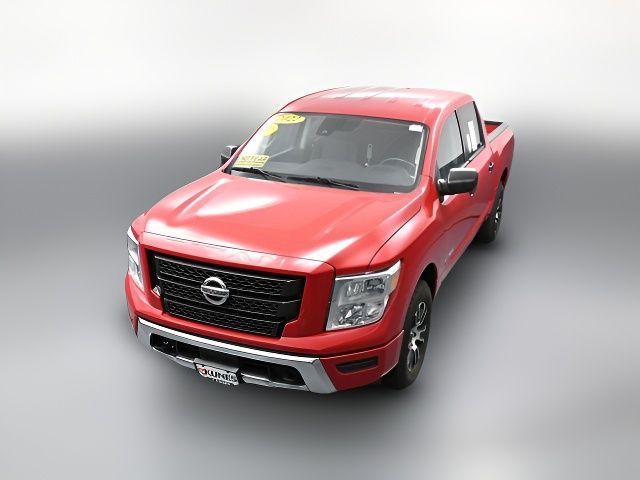 2022 Nissan Titan SV