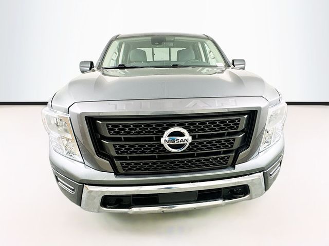 2022 Nissan Titan SV