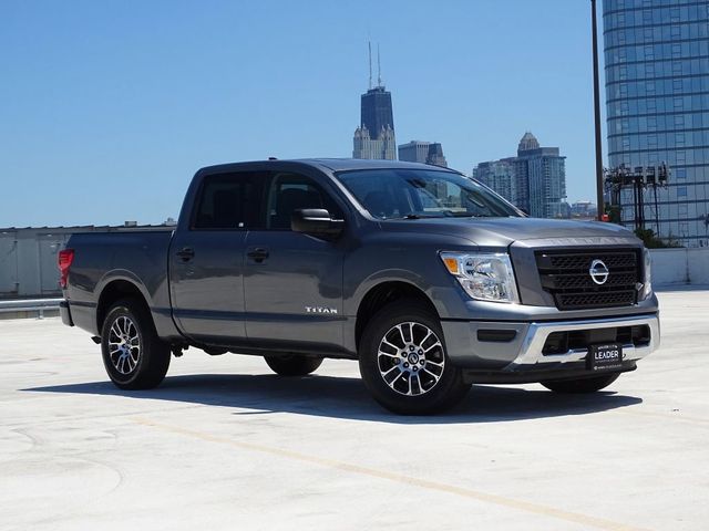 2022 Nissan Titan SV