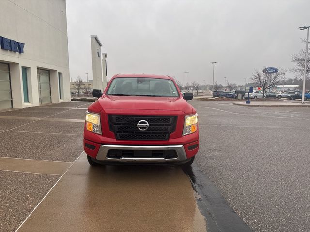 2022 Nissan Titan SV