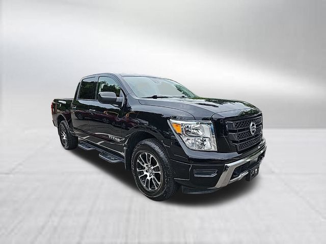 2022 Nissan Titan SV