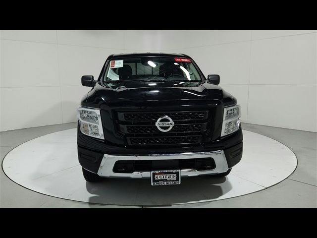 2022 Nissan Titan SV