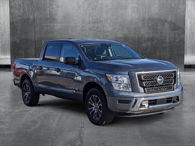 2022 Nissan Titan SV