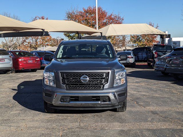 2022 Nissan Titan SV