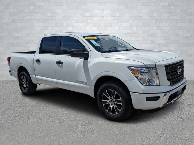 2022 Nissan Titan SV