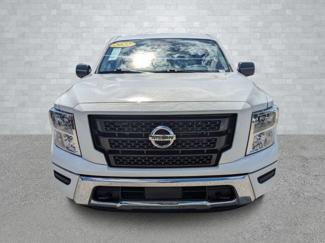 2022 Nissan Titan SV