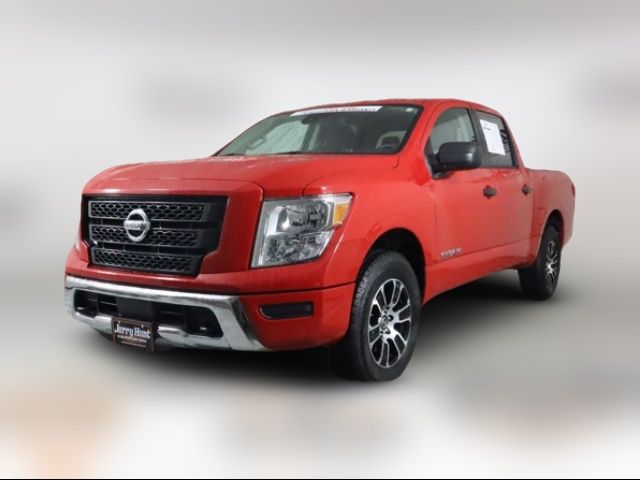 2022 Nissan Titan SV