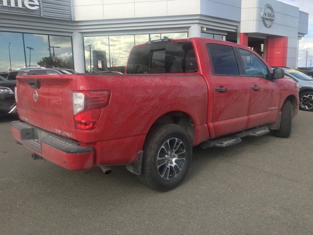 2022 Nissan Titan SV