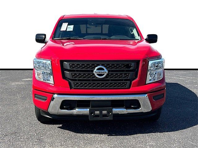 2022 Nissan Titan SV