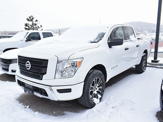 2022 Nissan Titan SV