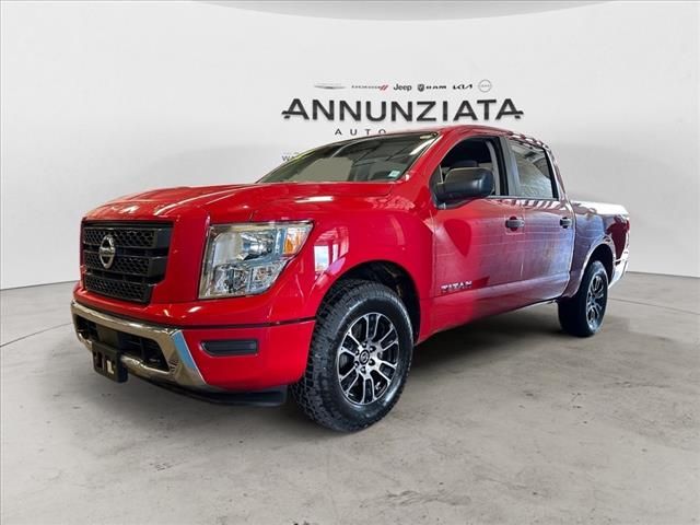 2022 Nissan Titan SV