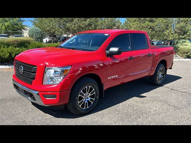 2022 Nissan Titan SV