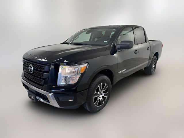 2022 Nissan Titan SV