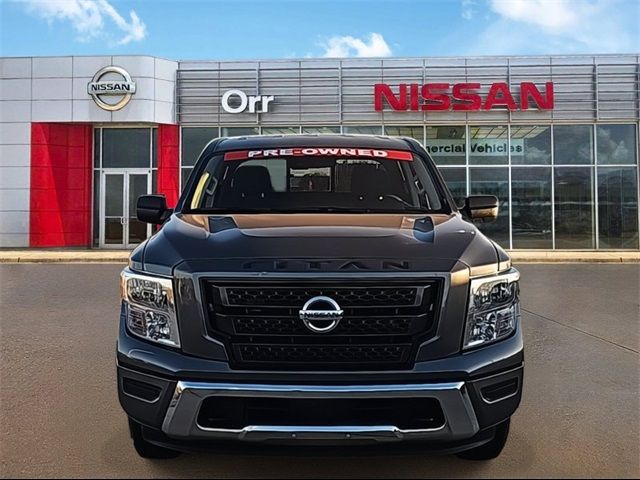 2022 Nissan Titan SV