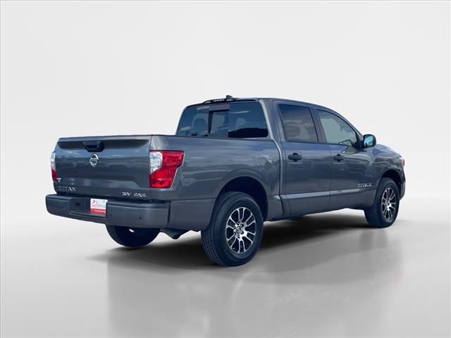 2022 Nissan Titan SV