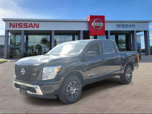 2022 Nissan Titan SV