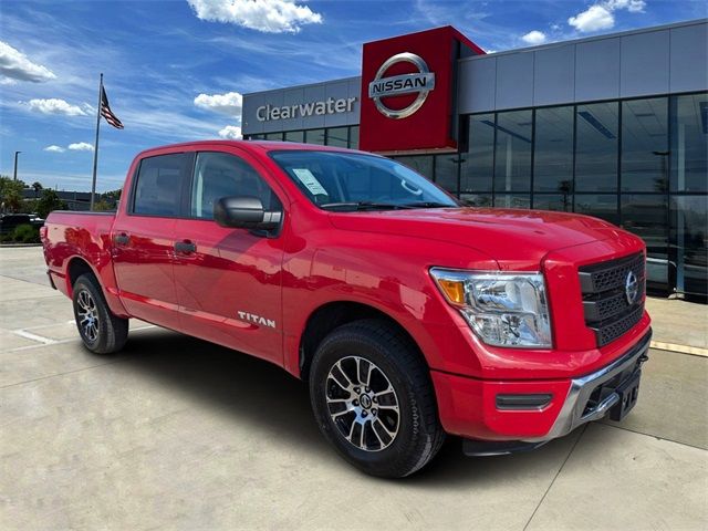 2022 Nissan Titan SV