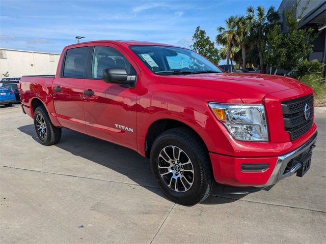 2022 Nissan Titan SV