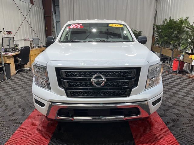 2022 Nissan Titan SV