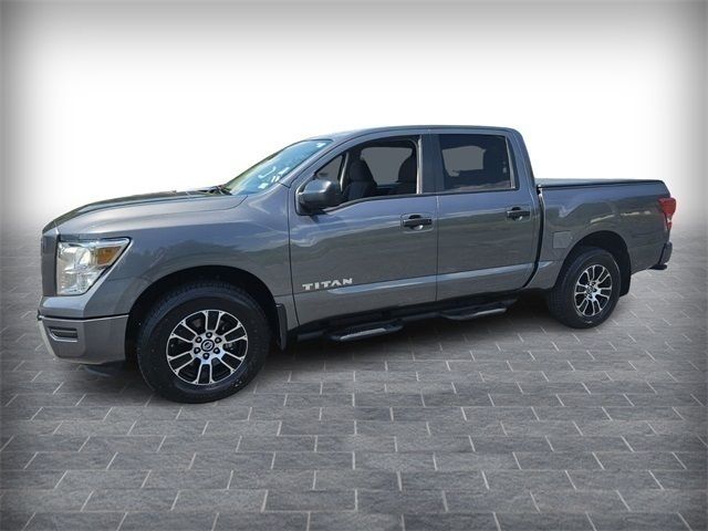 2022 Nissan Titan SV