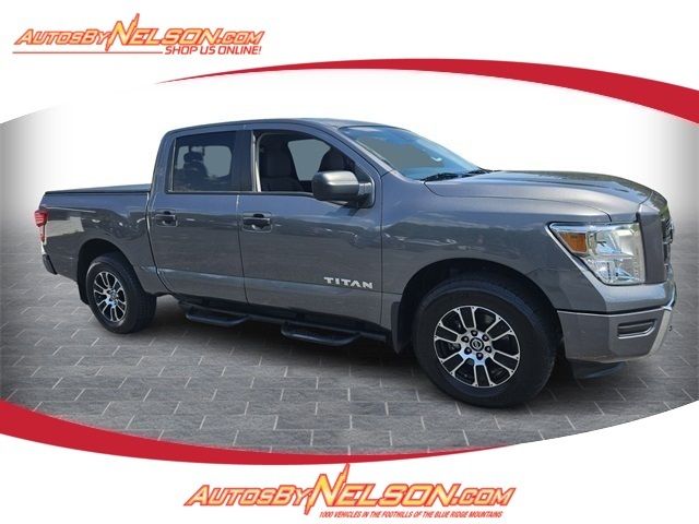 2022 Nissan Titan SV