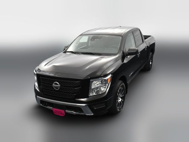 2022 Nissan Titan SV