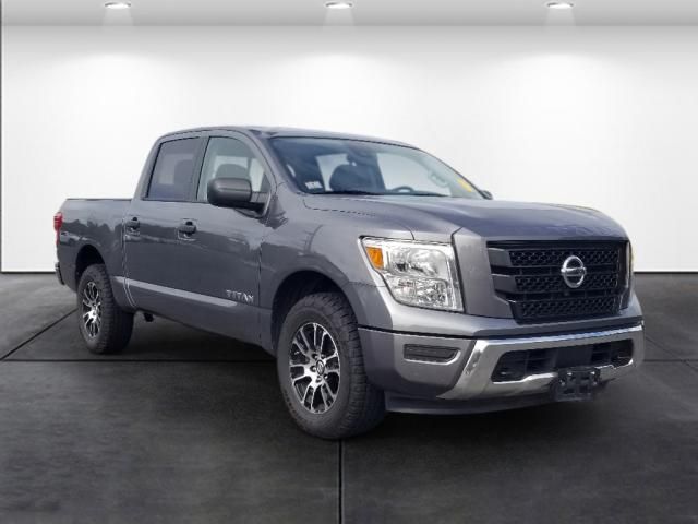 2022 Nissan Titan SV