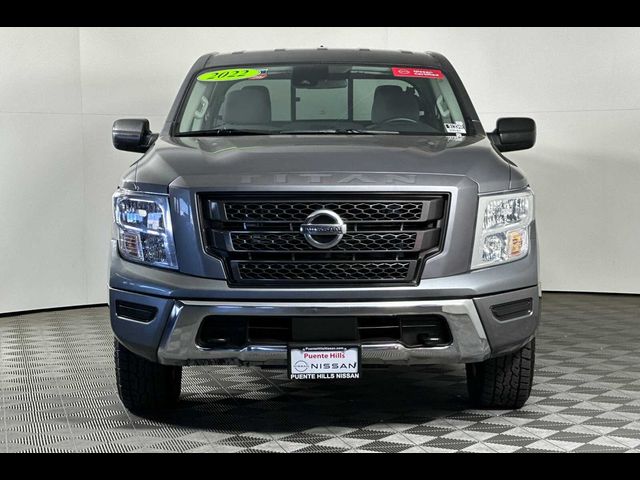 2022 Nissan Titan SV