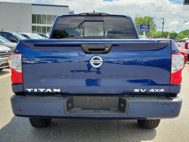 2022 Nissan Titan SV