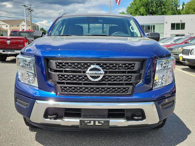 2022 Nissan Titan SV