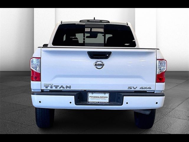 2022 Nissan Titan SV