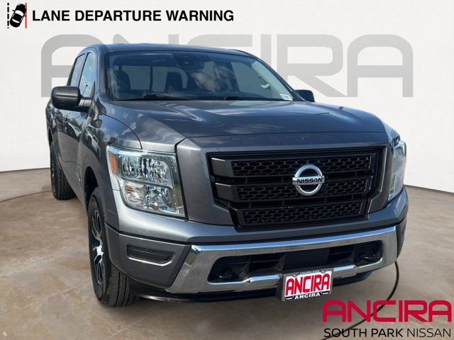 2022 Nissan Titan SV