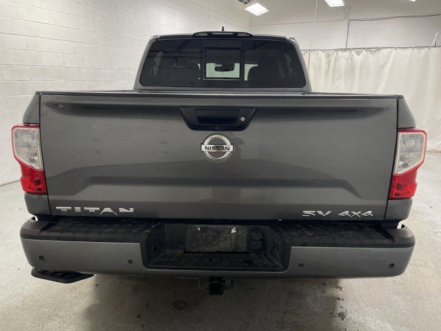 2022 Nissan Titan SV