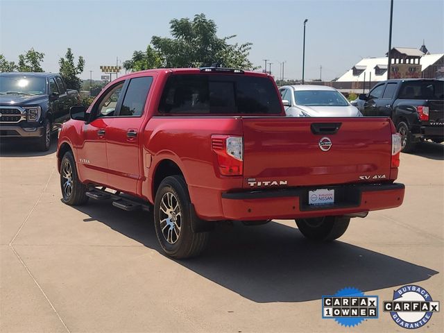 2022 Nissan Titan SV