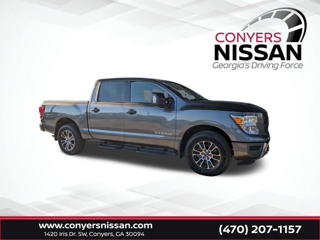 2022 Nissan Titan SV