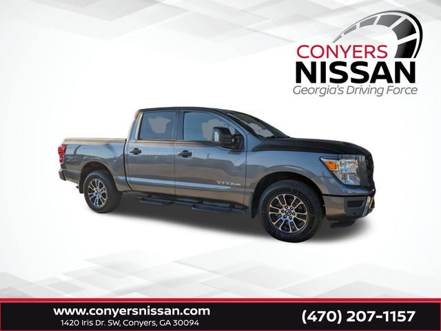 2022 Nissan Titan SV