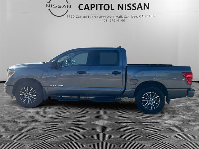 2022 Nissan Titan SV