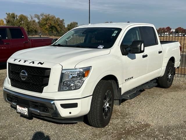 2022 Nissan Titan SV