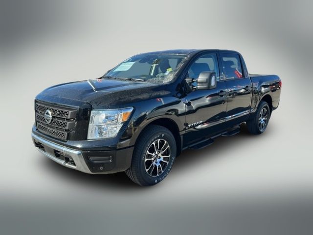 2022 Nissan Titan SV