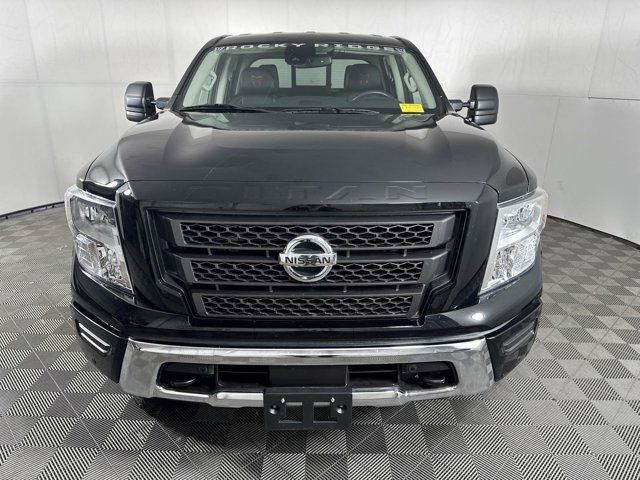 2022 Nissan Titan SV